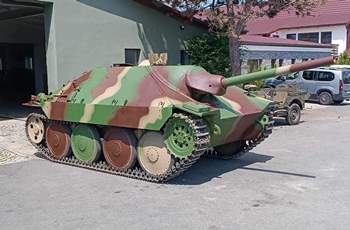 G13 Hetzer Walk Around