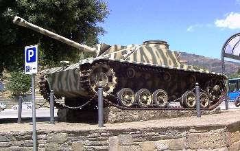 STUG III Walk Around