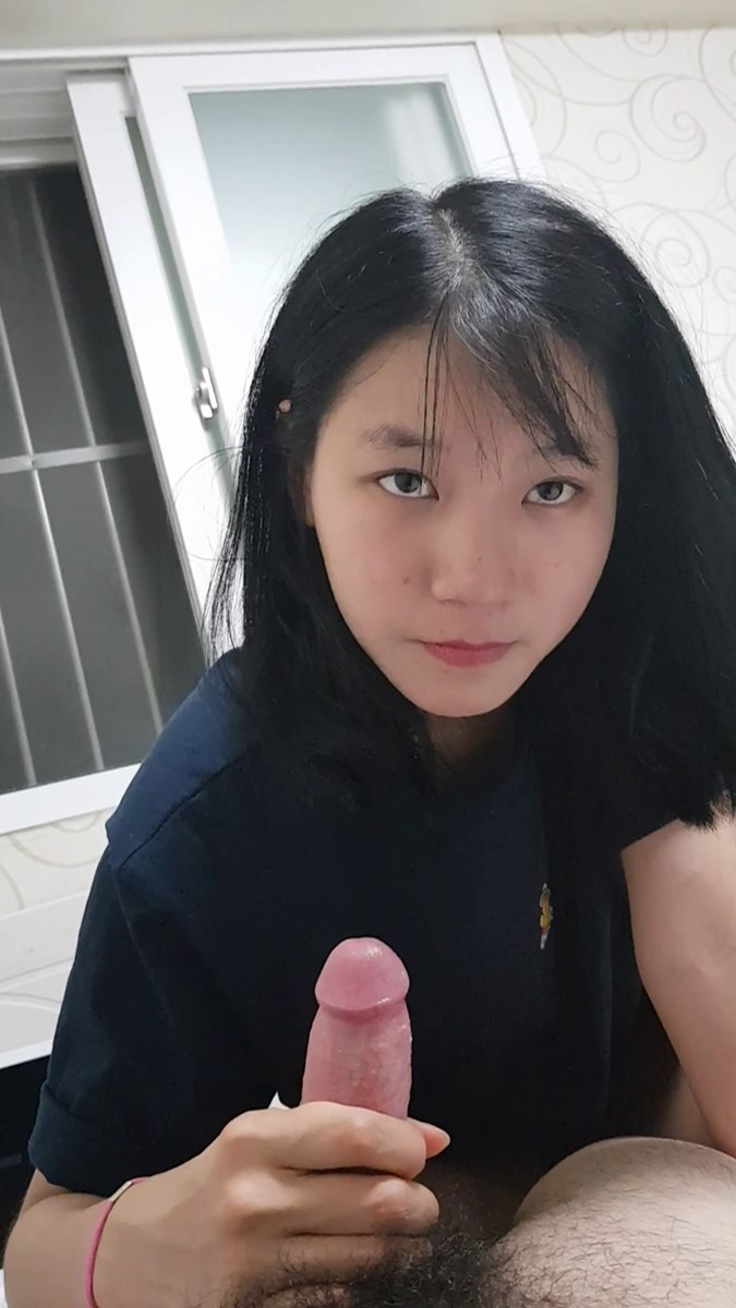 Неизвестная корейская пара [29 роликов] [2022, Asian, Blowjob, Close Up, Cumshot, Deep Throat, Doggystyle, Hairy, Handjob, Natural Tits, Not Shaved, Straight, Teen, 360p / 480p / 720p / 1080p, SiteRip]