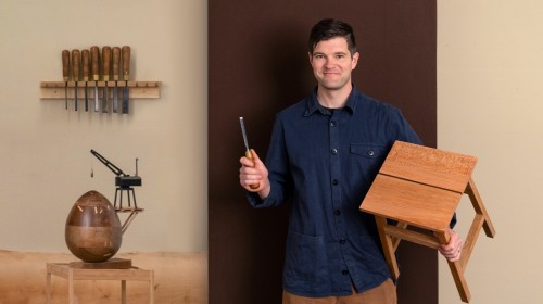 Domestika - Making Wooden Furniture With Traditional Joinery