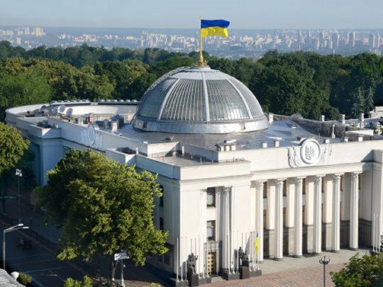 Рада розглянула заяви міністрів про відставку: кого не змогли звільнити нардепи