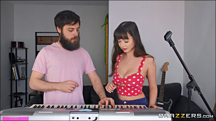 [Dfusporn.net]: Jessica Starling - Jessica Makes Music [FullHD 1080p | MP4]