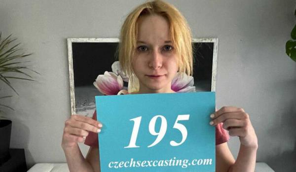 CzechSexCasting/PornCZ: You Are Not a Type Of Photo Model  : Sweetie Plum (UltraHD/2K) - 2024