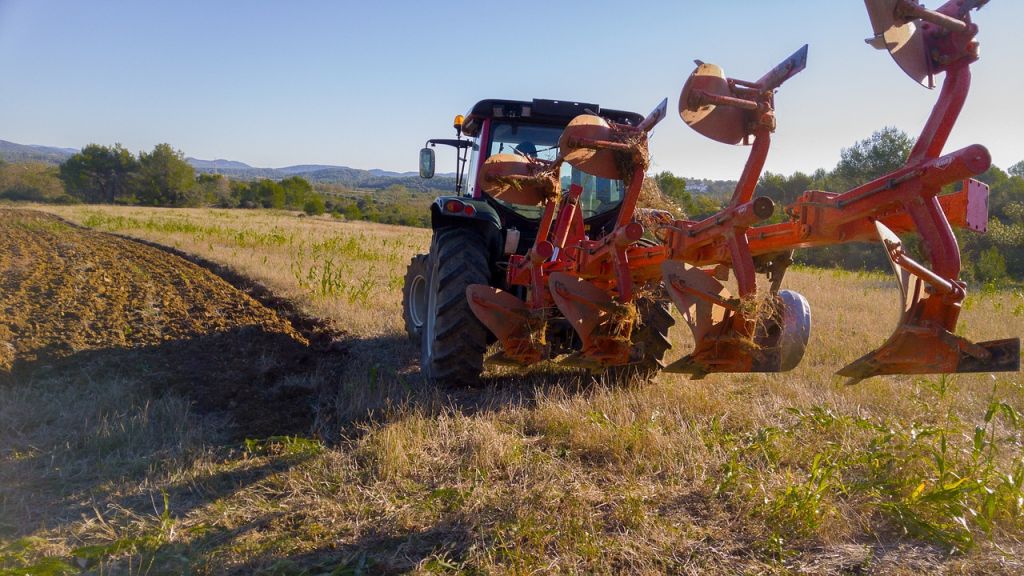 Poljoprivredni i građevinski strojevi i mašine - Page 4 5e989eda7557e863feea42a80383e63e