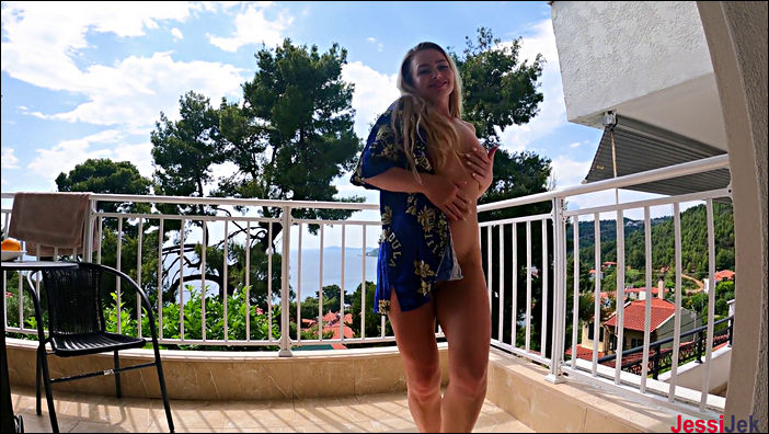 PornHub: - JessiJek - She Likes To Suck a Dick On Balcony And Gets a Lot Of Cum In Pussy JessiJek [263 MB] - [FullHD 1080p]