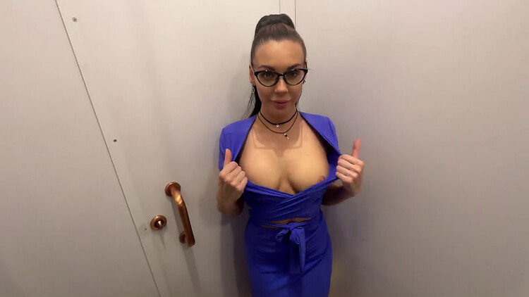 Sex With Stepmom In Fitting Room HungryKittty (Onlyfans) FullHD 1080p