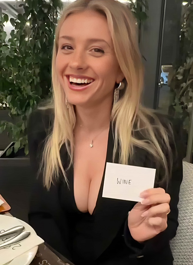 Miss Alice Wild Date With An Intimate Card Game