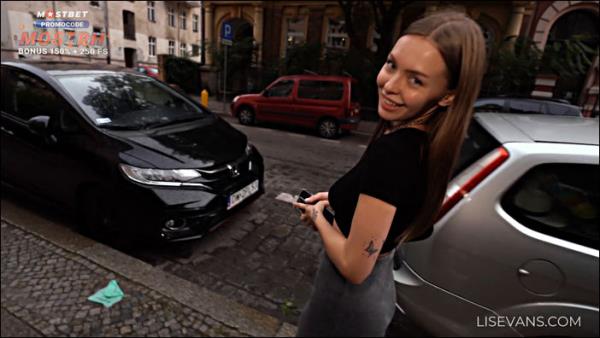 LIs Evans - Met a Beautiful Girl On The Street And Invited Her To My Place. - [PornHub] (FullHD 1080p)