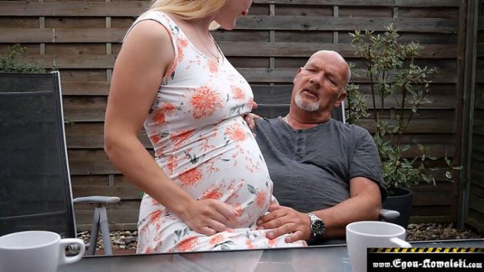 Pregnant and Horny Egon Kowalski (FullHD 1080p) - Onlyfans - [2024]