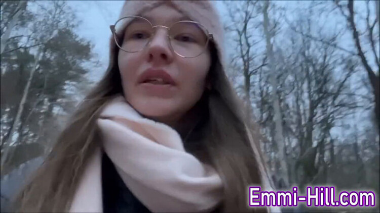 yo Piss Compilation EmmiHill (Onlyfans) HD 720p