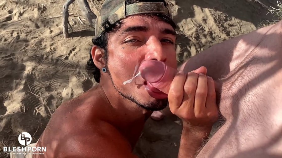 BleshPorn - Julian Blesh & Leo Bulgari - Sand, Sea, Sun And An Super Amazing Blowjob!!!