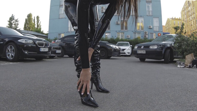 Alina Latex and Boots (MyLatexBabe) HD 720p