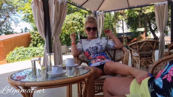 Public Coffe With Stepmom And After Stepson Share a Bed With Beautiful Stepmom Lolyamateur (FullHD 1080p) - Onlyfans - [2024]