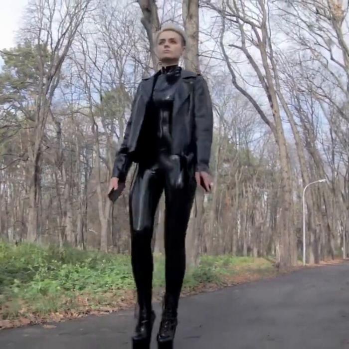 Polina Latex Walk In The Park ASMR (HD 720p) - MyLatexBabe - [2024]