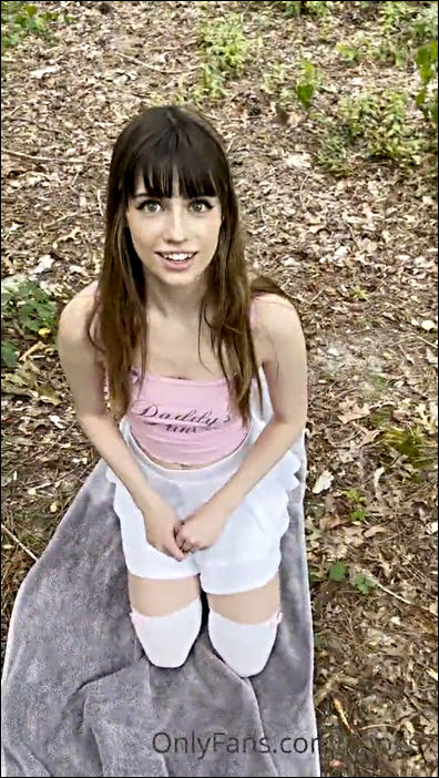 Soogsx Outdoor Blowjob Video Leaked (Onlyfans) FullHD 1080p