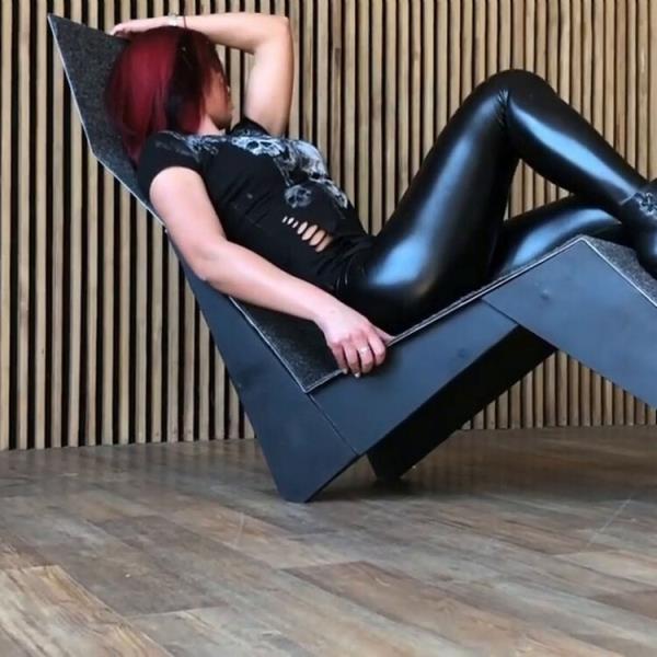 MyLatexBabe: Tanya Fitness Beauty In Leather Leggings (SD) - 2024