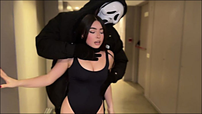 PornHub: Halloween Trick Or Treat, Scream Haunts Me And He Fucks Me In The Best Way, He Cums In My Mouth [FullHD 1080p]