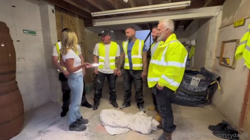 Bonnie Blue - Gangbang with builders (2024) SiteRip