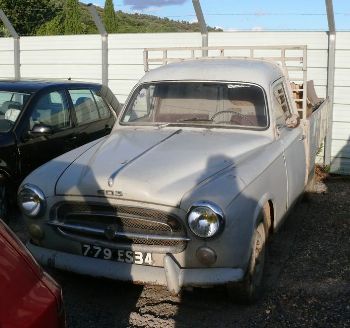 Peugeot 403 Camionette (1956) Walk Around