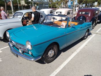 Peugeot 404 Cabriolet + oupe (1962) Walk Around