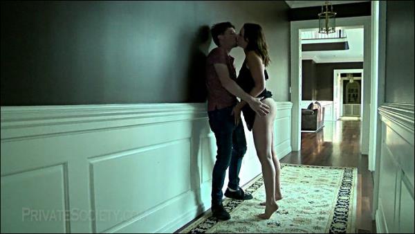 Alisha - No Better Trap Than a Cougar s Ass - [XPornFree] (FullHD 1080p)