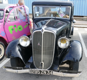 Renault 8 Monaquatre YN2 (1933) Walk Around