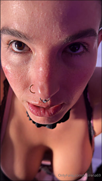 La Sirena - Close Up POV Sex Tape - [Onlyfans] (UltraHD 2K 1920p)