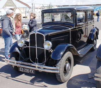 Renault Primaquatre KZ10 Sedan (1933) Walk Around