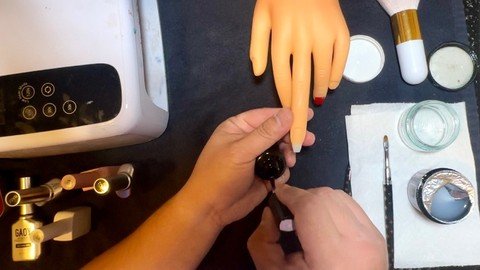 Udemy – Master The Art Of Gel Nails