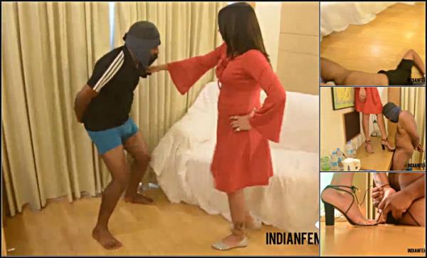 Indian Ballbusting - [Clips4Sale] (HD 720p)