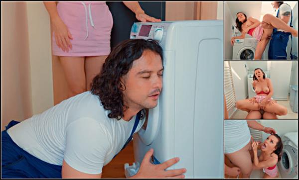 Hot Milf Called a Plumber And Of Course Knows How To Thank Him - [PornHub] (FullHD 1080p)