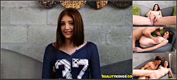 Beautiful Blaire Wants Big Dick Big - [HDPorn] (HD 720p)