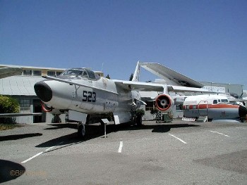 KA-3B (147666) Skywarrior Walk Around