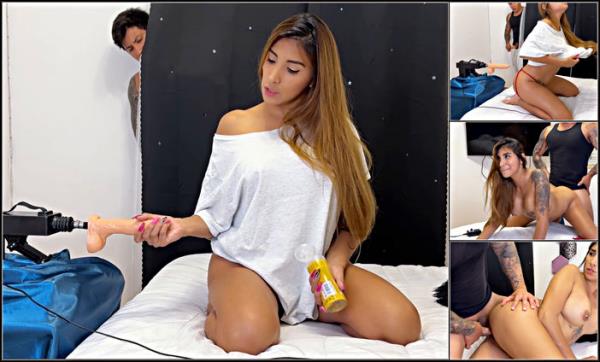 Caught Masturbating! My Stepsister Pleases Herself With a Fucking Machine And I Cheat On Her By Repl - [PornHub] (FullHD 1080p)