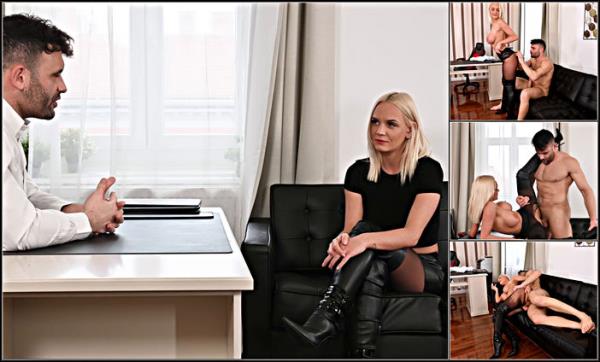 HIGHER THE HEELS NINA-AND-THE-DIRECTOR-OF-HER-SCHOOL - [Onlyfans] (HD 960p)