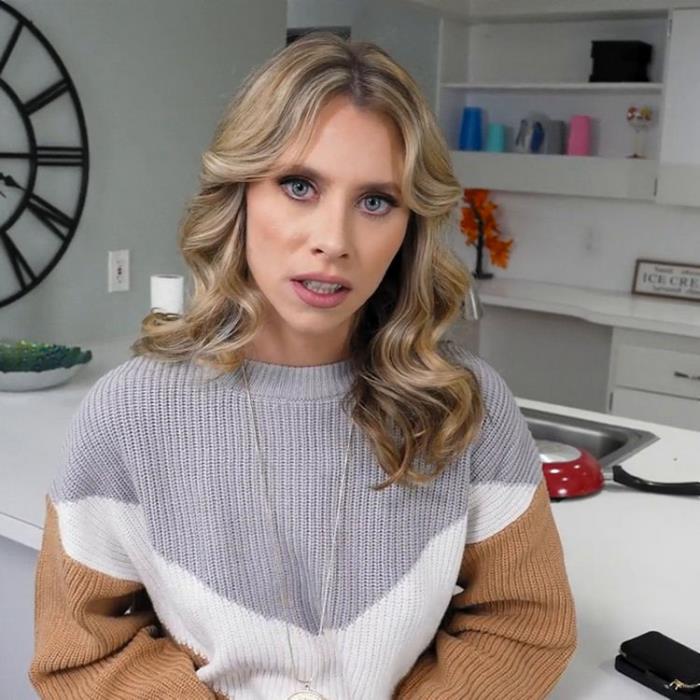 Let’s Get This Mardi Started : Anya Olsen (HD 720p) - PervMom/TeamSkeet - [2025]