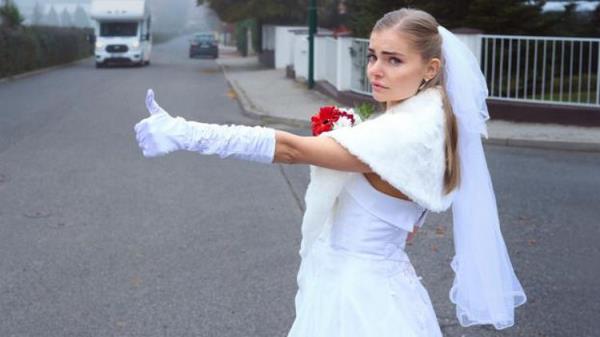 Fibi Euro - Runaway Bride [OnlyTarts] (FullHD 1080p)