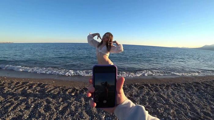 He Promised To Process The Pictures, But I Had Sex Again Part 1 AlexaMills (FullHD 1080p) - Onlyfans - [2025]