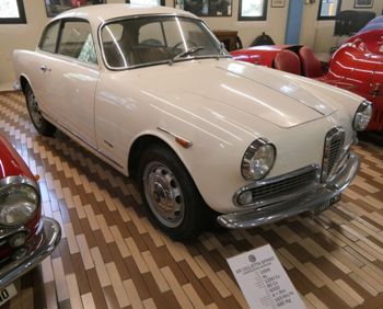 Alfa Romeo Giuletta Sprint (1959) Walk Around