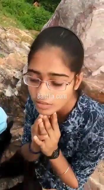 Indian college girl raped by 5 thugs / Банда насилует школьницу
