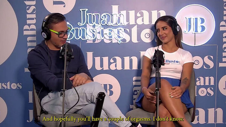 Natalia Garcia Pide Una Hamburgesa Para Chuparle La Polla Al Repartidor En Juan Bustos Podcast Juan Bustos (Onlyfans) FullHD 1080p