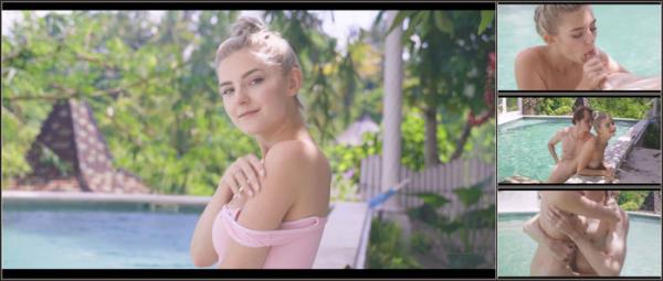 Eva Elfie - Poolside Fun - [Onlyfans] - 2025 (FullHD 1080p)