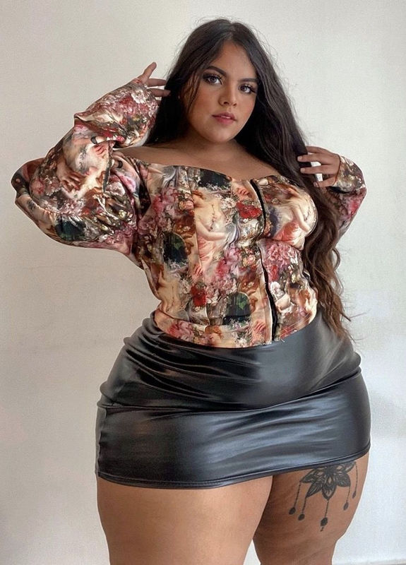 Graciebon  My Roommate Throat Fucked Me Until He Cums All Over My Face [Onlyfans] (HD 720p)