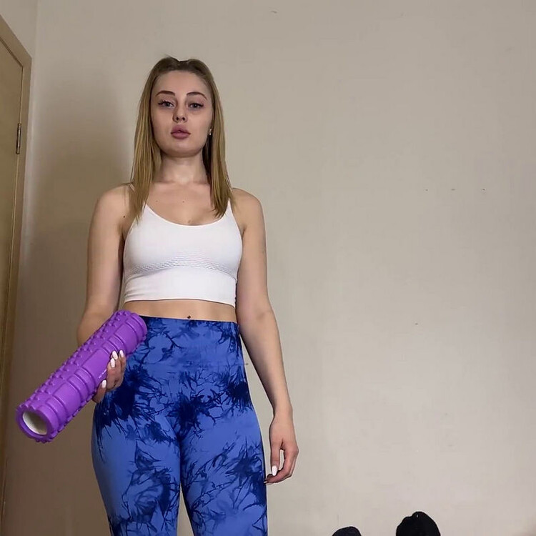 Sexet Stedmor Havde Sex Med Stedson i Stedet For At Str?kke Sig Med STOR ROV OG BOSTER Belovefree (Onlyfans) FullHD 1080p