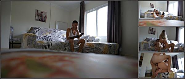 Davcina - I Give The ASS To The PIZZA BOY ‘cause I Don t Have Money! Squirt While He Fuck ME - [PornHub/Onlyfans] - 2025 (FullHD 1080p)