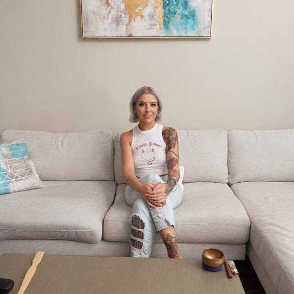 Luna Legend : Better In Person [FullHD 1080p] 2025