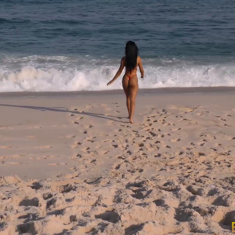 Shayenne Samara : Shayenne Liberou o Cuzinho Na Praia (BradMontana) FullHD 1080p