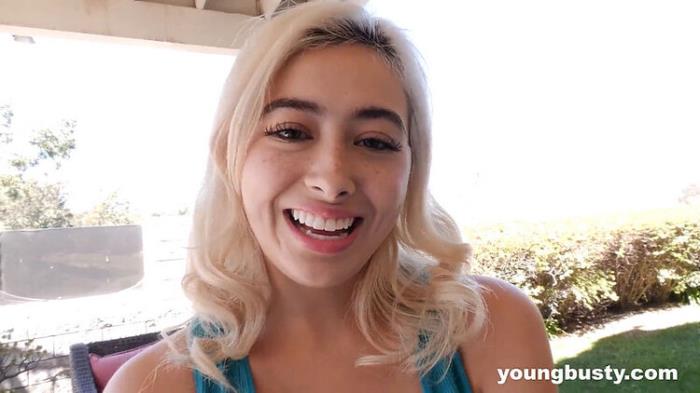 Chloe Surreal  Blonde Chloe Surreal Fucks Her Secret Crush (FullHD 1080p) - YoungBusty - [2025]