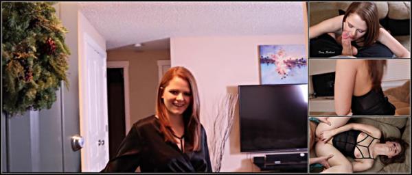 Boy Girl, Riding, Blow Jobs Fiery Redhead Cassie Fucks a Fan - [ManyVids] - 2025 (HD 720p)