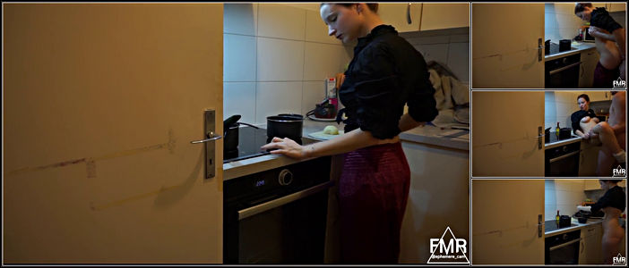 ManyVids: Cooking, Boy Girl, Cumshots Ephemere Cam Quickie In The Kitchen [HD 720p] - [2025]